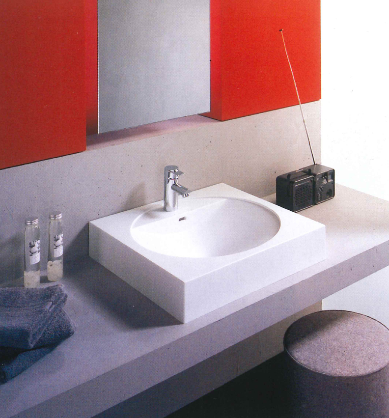 individuelle Waschtische mit eckigen Aufsatzwaschtischen Modell Cubic eckiger Aufsatzwaschtische