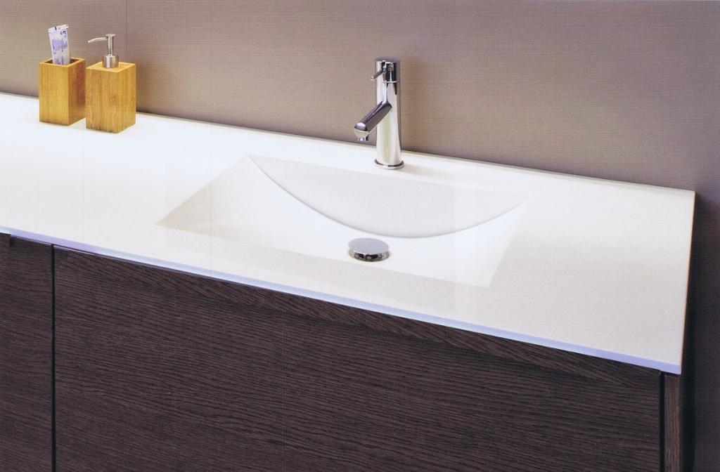 ausgefallens Waschbecken mit Unterschrank