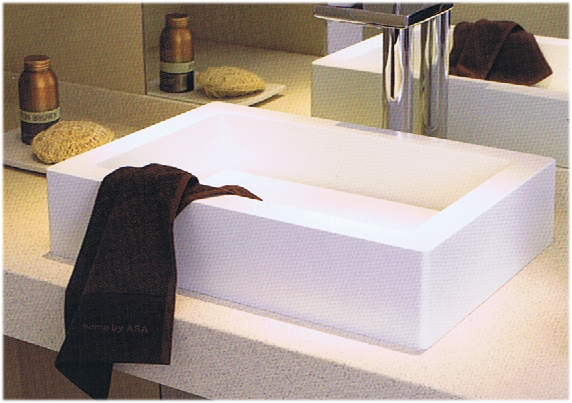 Gäste WC mit Waschbecken mit Unterschrank
