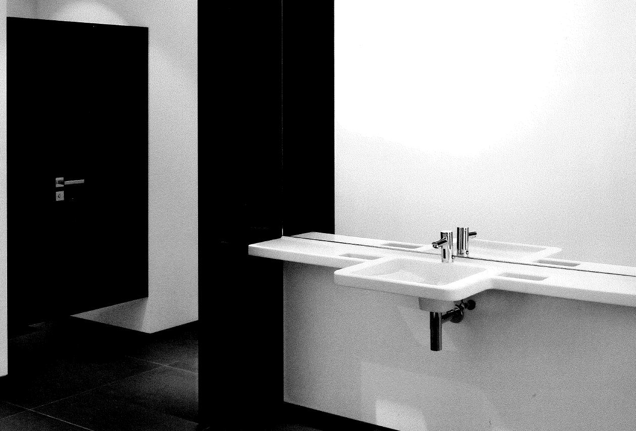 rollstuhlgerechte Waschtisch Lösung Waschtisch barrierefrei Beispiel 1